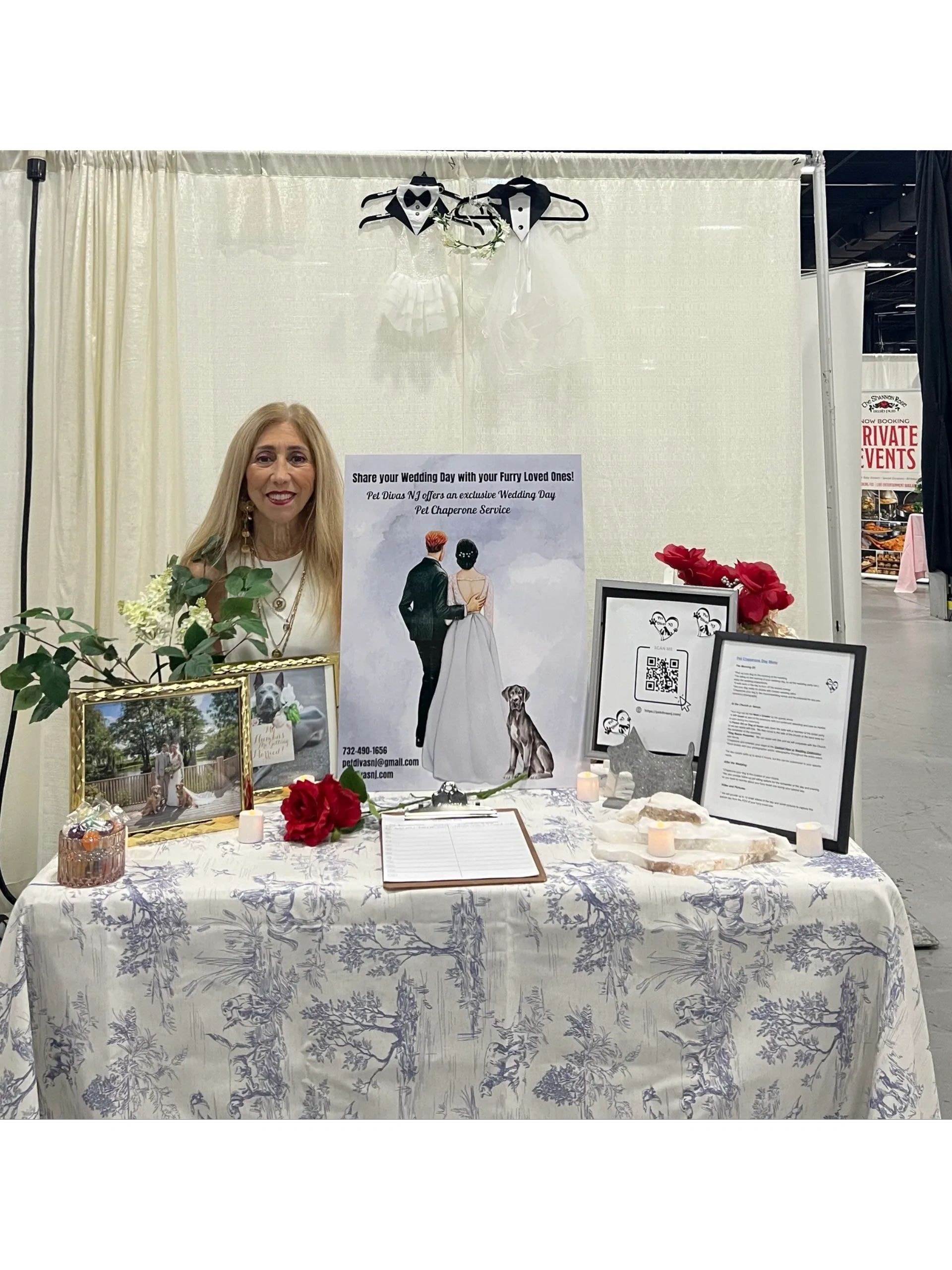 Pet Divas NJ wedding show booth